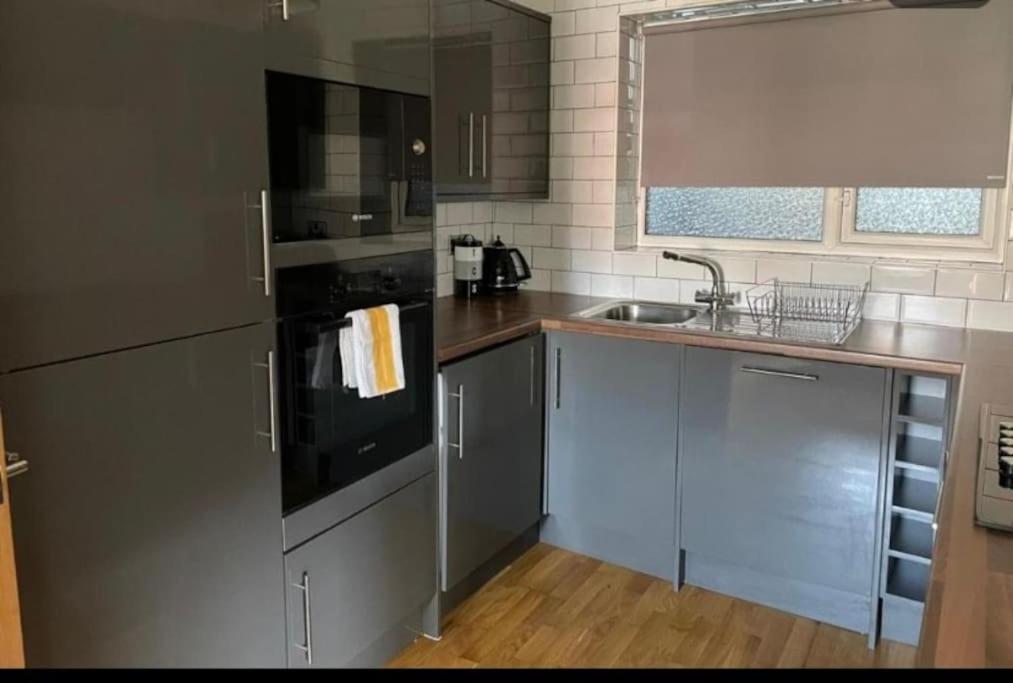 Hu1 Stylish Cozy Central Apartment Wifi H3 Кингстон-апон-Халл Экстерьер фото